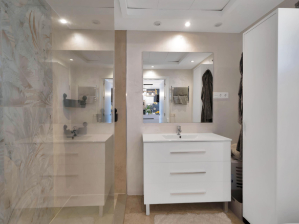 Penthouse for sale in Casares