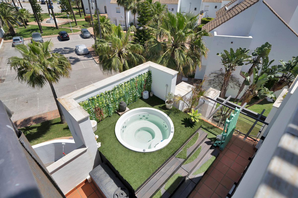 Penthouse for sale in Casares