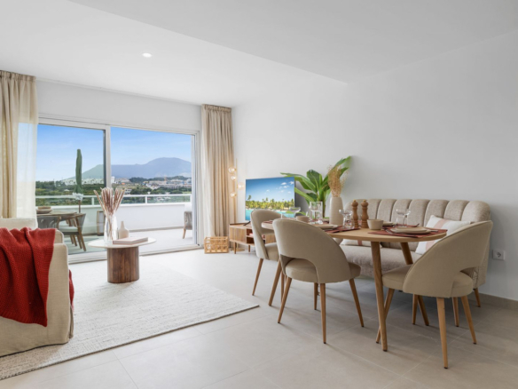 Penthouse for sale in Estepona
