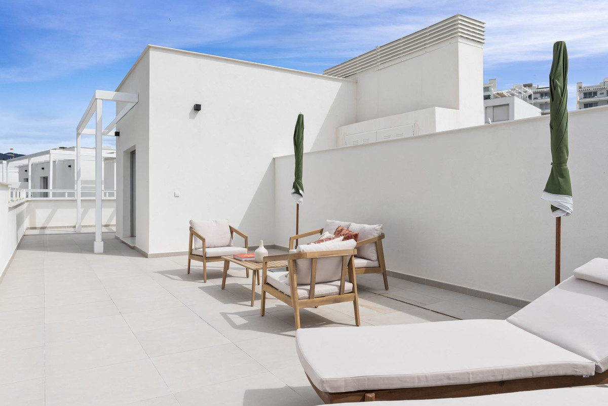 Penthouse for sale in Estepona