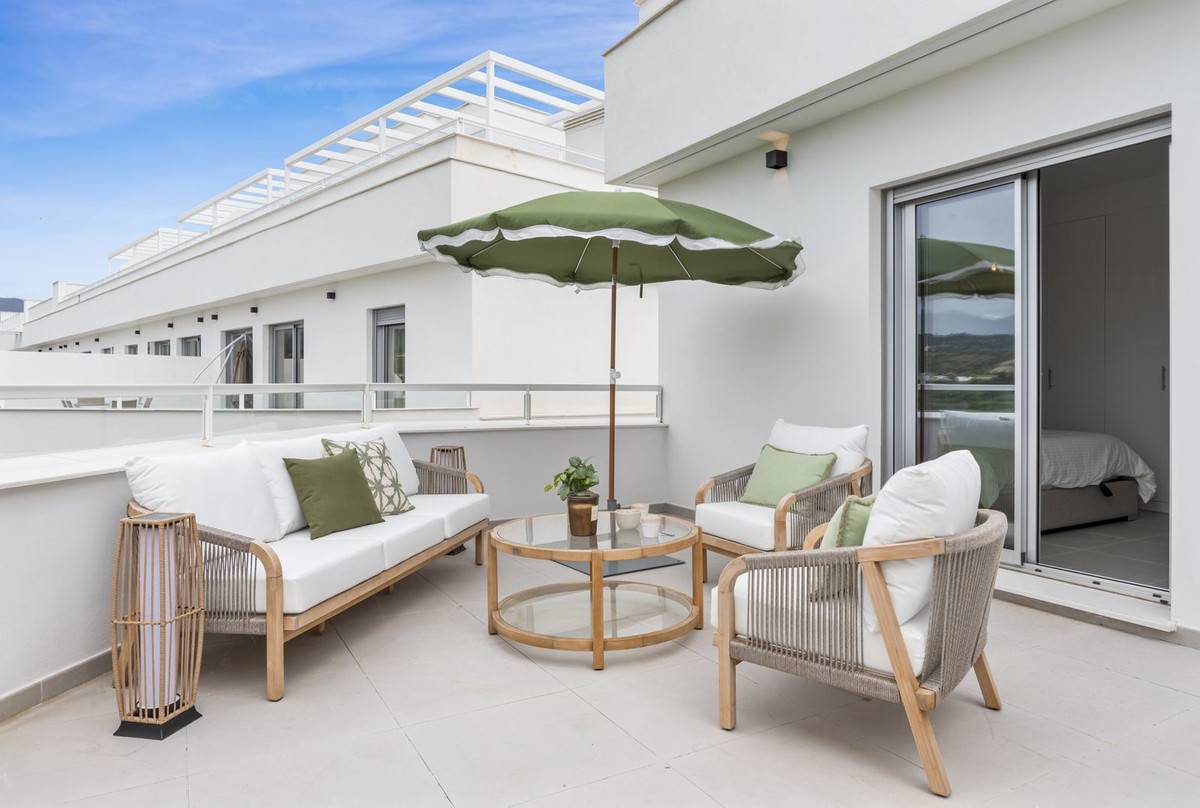 Penthouse for sale in Estepona
