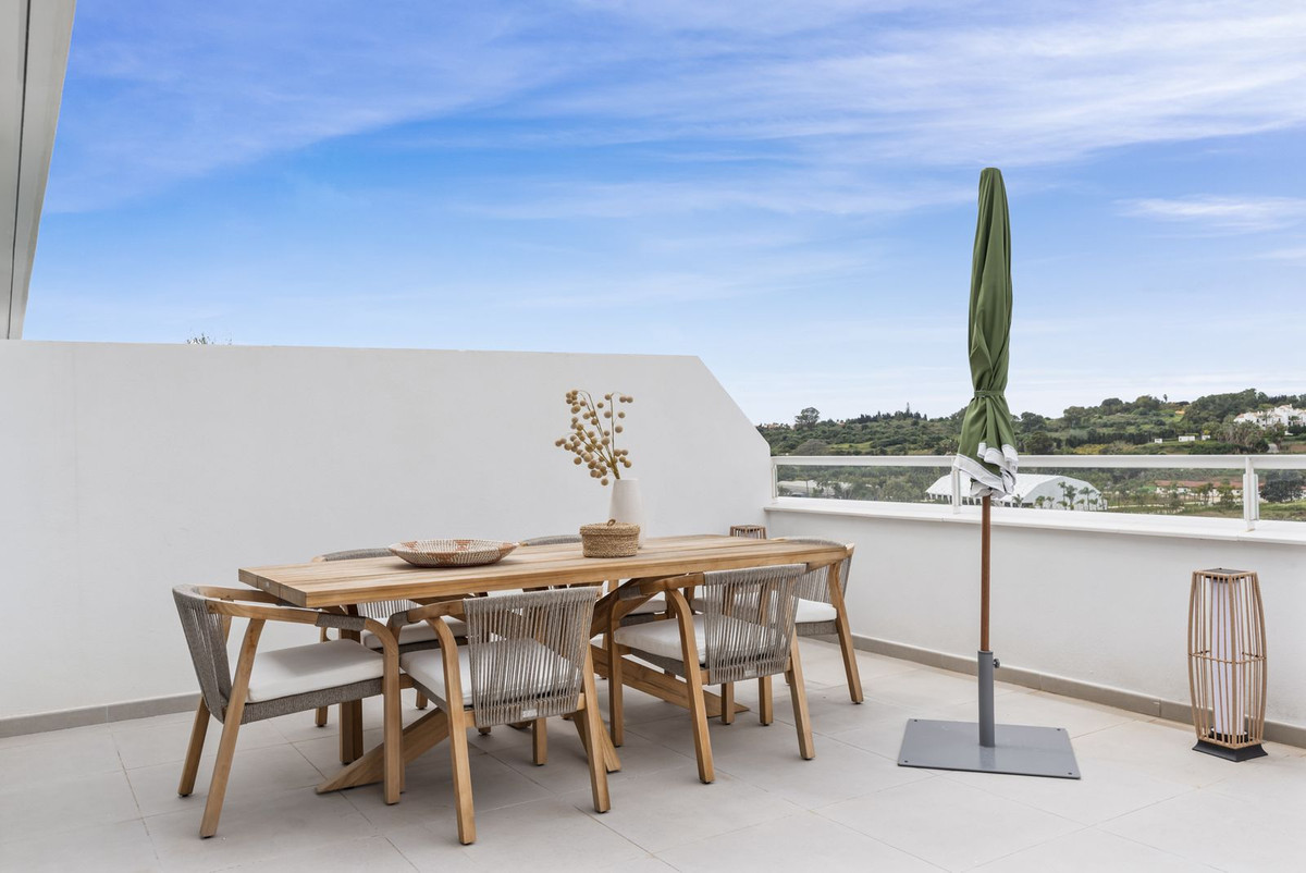 Penthouse for sale in Estepona