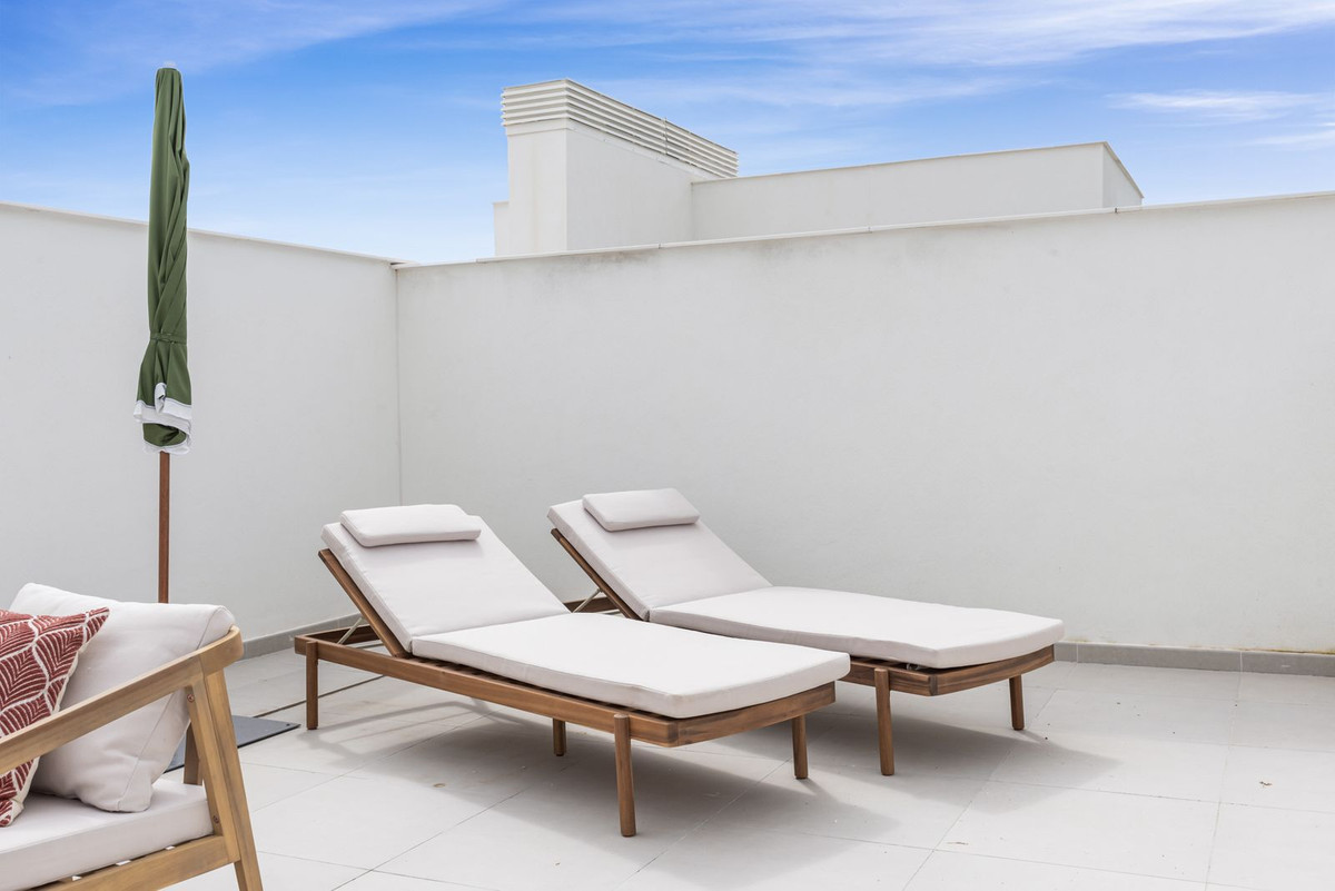 Penthouse for sale in Estepona