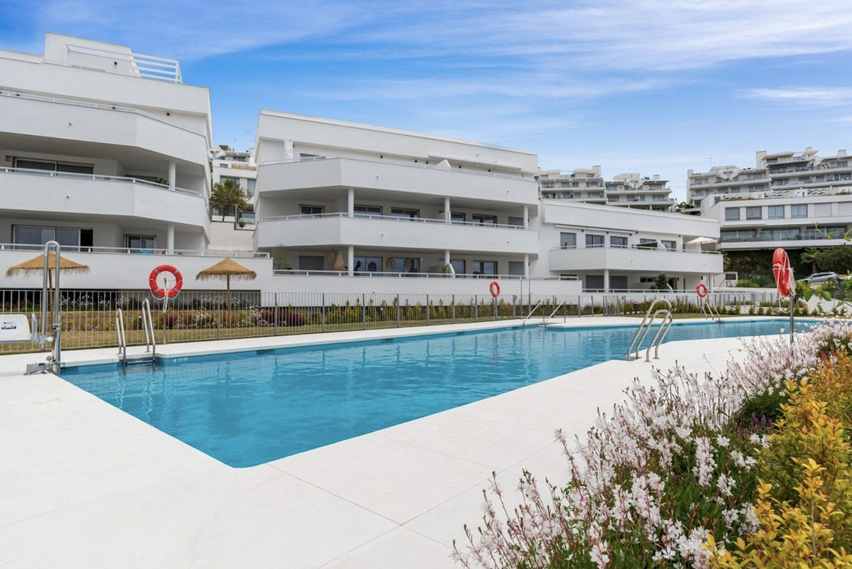 Penthouse for sale in Estepona