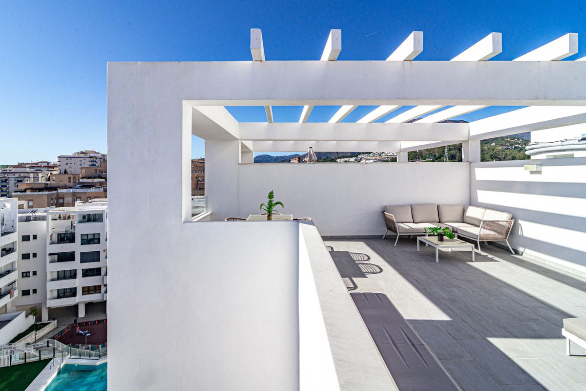 Penthouse for sale in Estepona