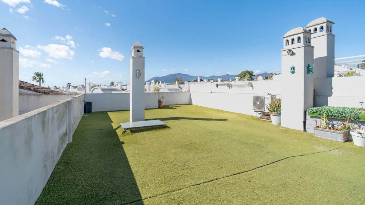 Penthouse for sale in Estepona