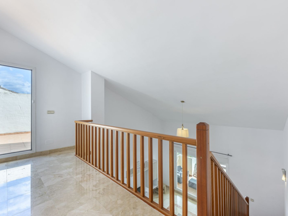Penthouse for sale in Estepona