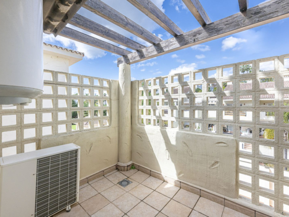Penthouse for sale in Estepona