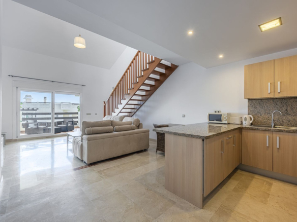 Penthouse for sale in Estepona