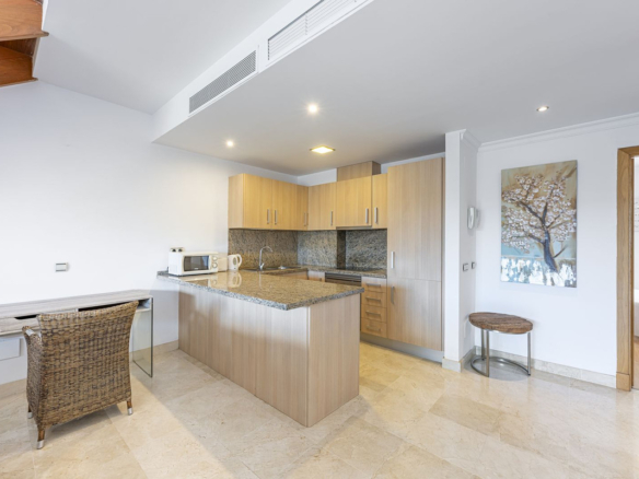 Penthouse for sale in Estepona