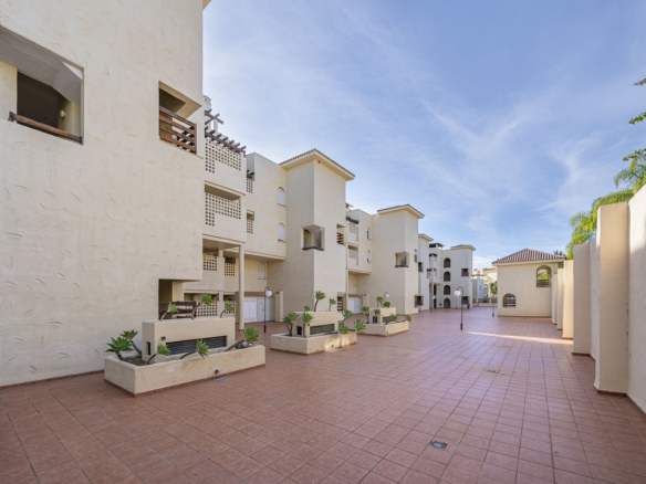 Penthouse for sale in Estepona
