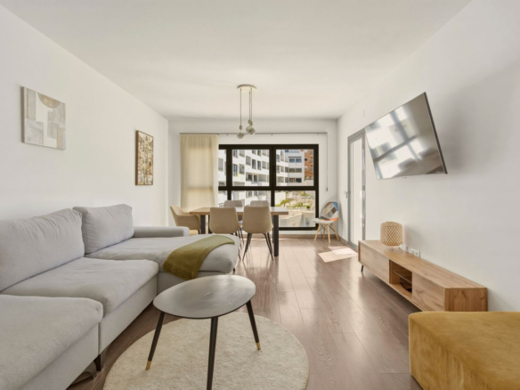 Penthouse for sale in Estepona