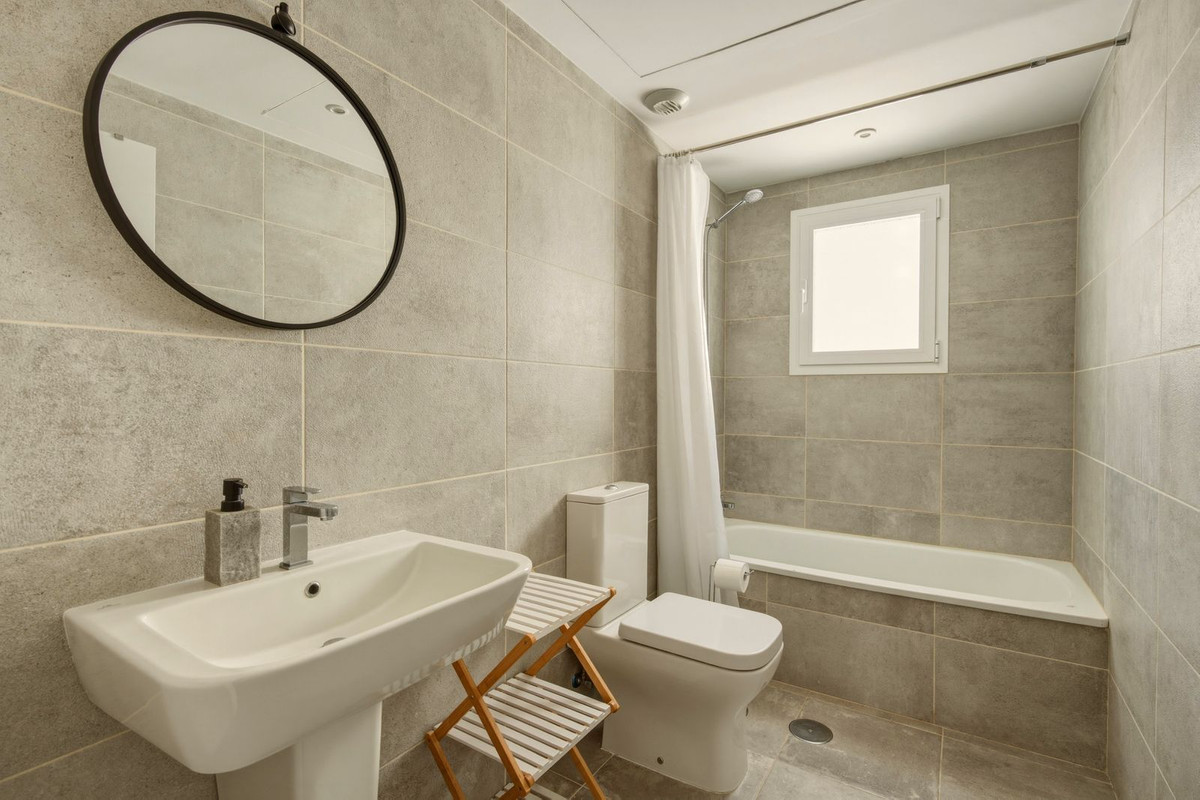 Penthouse for sale in Estepona