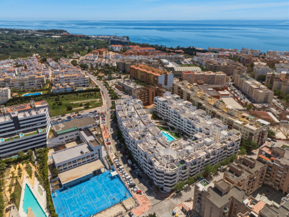 Penthouse for sale in Estepona