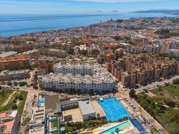 Penthouse for sale in Estepona
