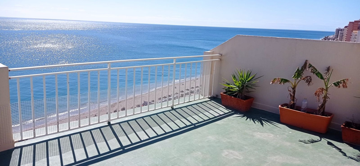 Penthouse for sale in Fuengirola