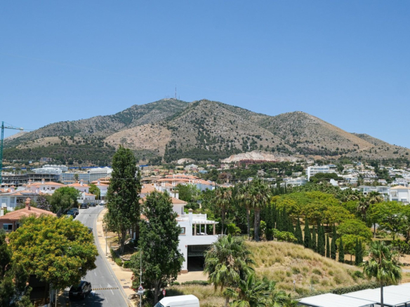 Penthouse for sale in Fuengirola