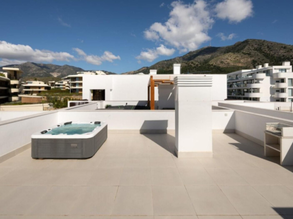 Penthouse for sale in Fuengirola
