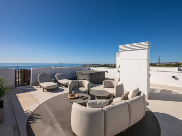 Penthouse for sale in Fuengirola