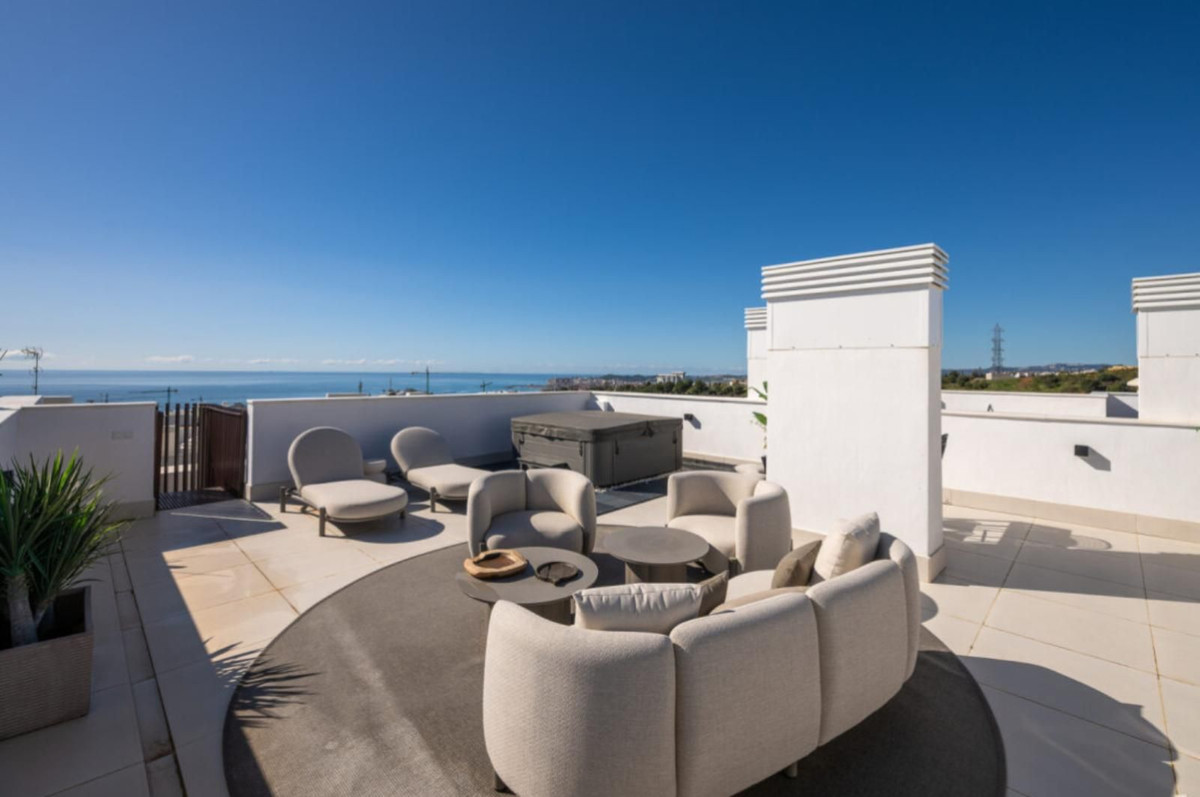 Penthouse for sale in Fuengirola