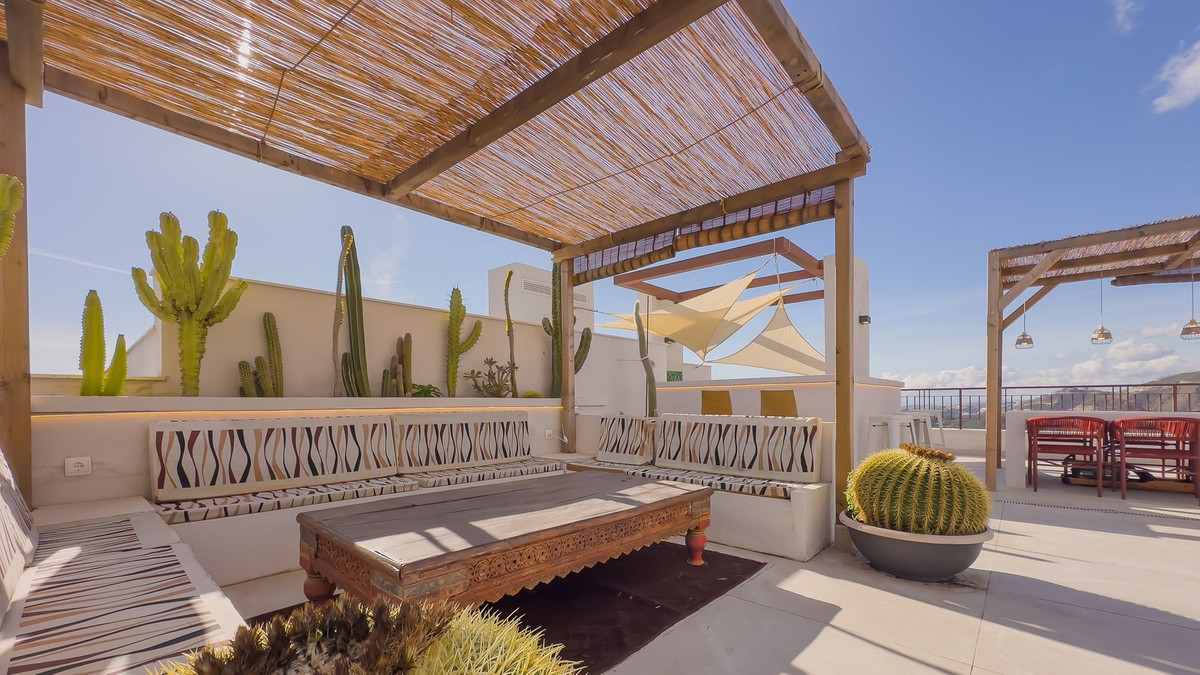 Penthouse for sale in Istán