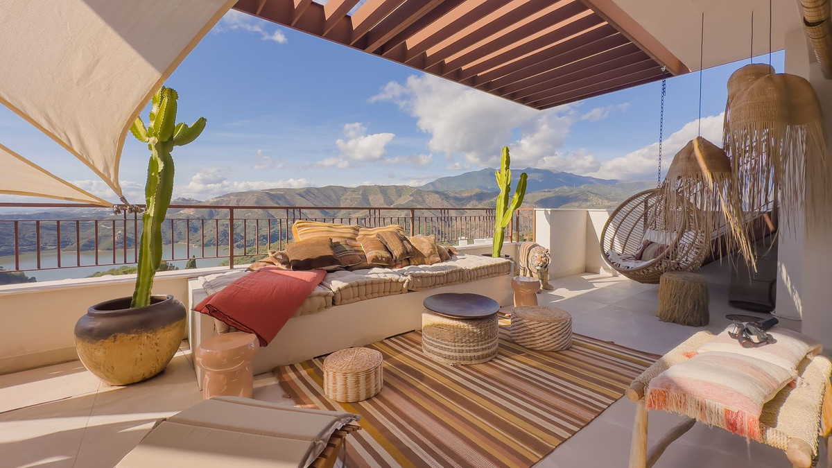 Penthouse for sale in Istán