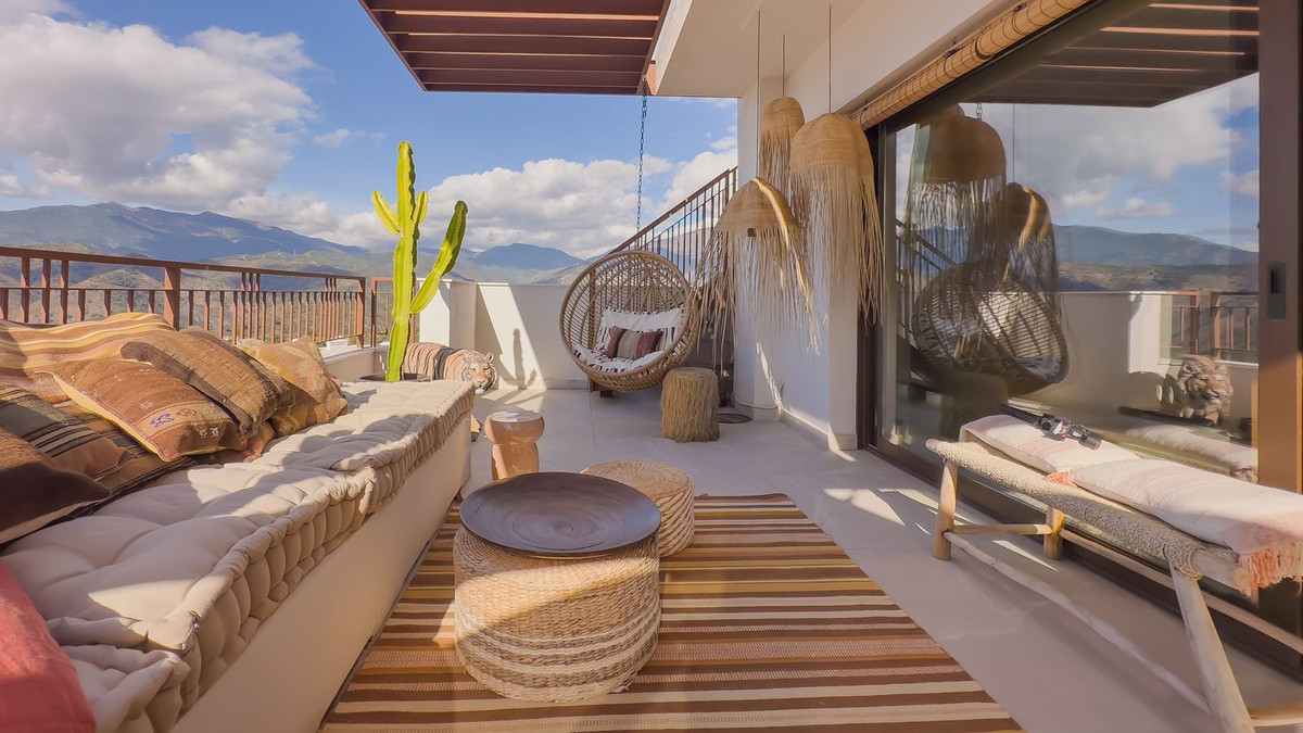 Penthouse for sale in Istán