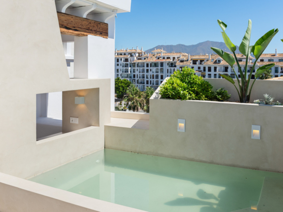 Penthouse for sale in Manilva