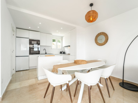 Penthouse for sale in Manilva