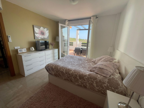 Penthouse for sale in Manilva