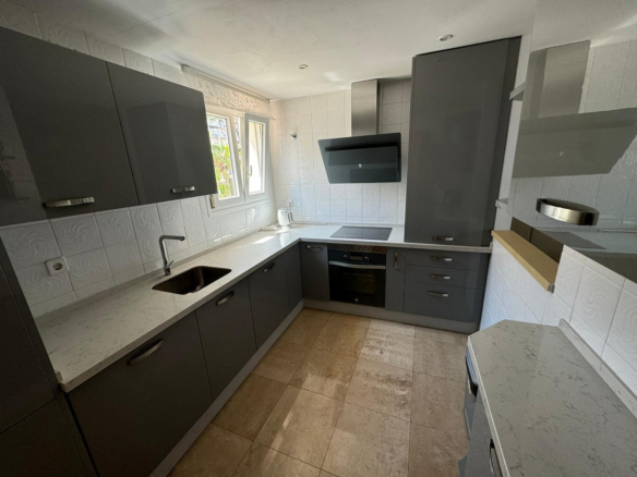 Penthouse for sale in Manilva