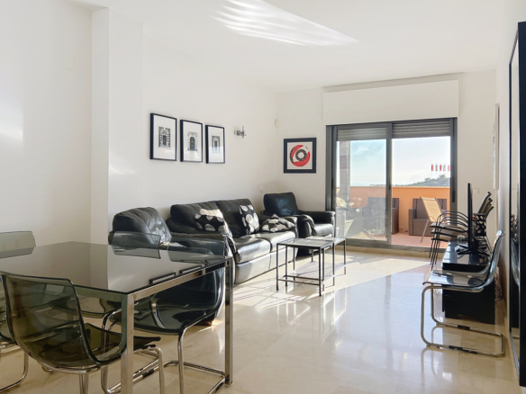 Penthouse for sale in Manilva