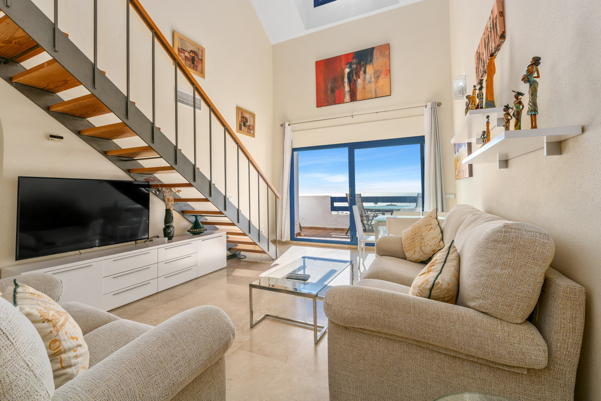 Penthouse for sale in Manilva