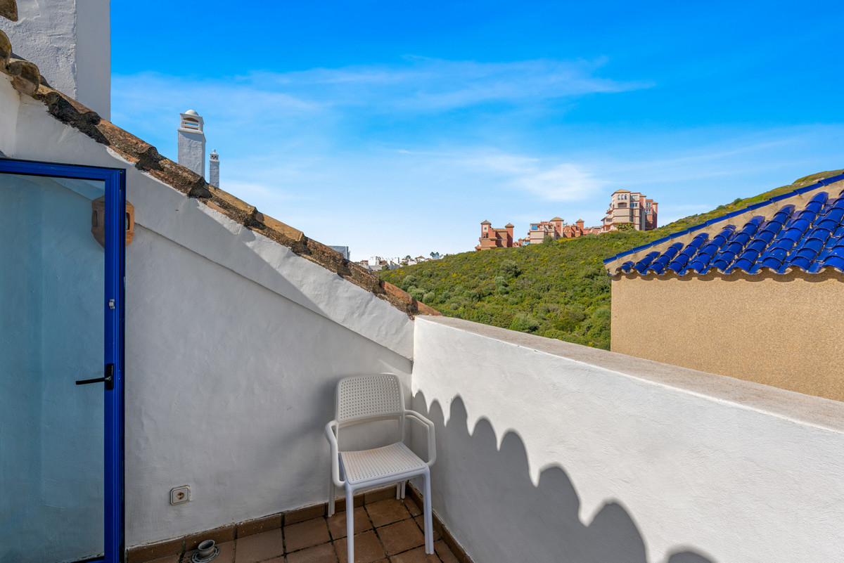 Penthouse for sale in Manilva