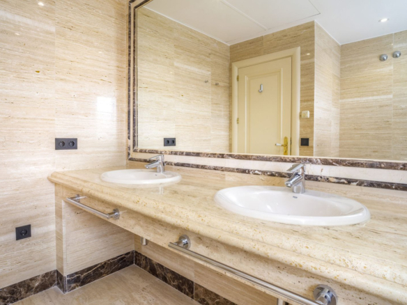 Penthouse for sale in Marbella