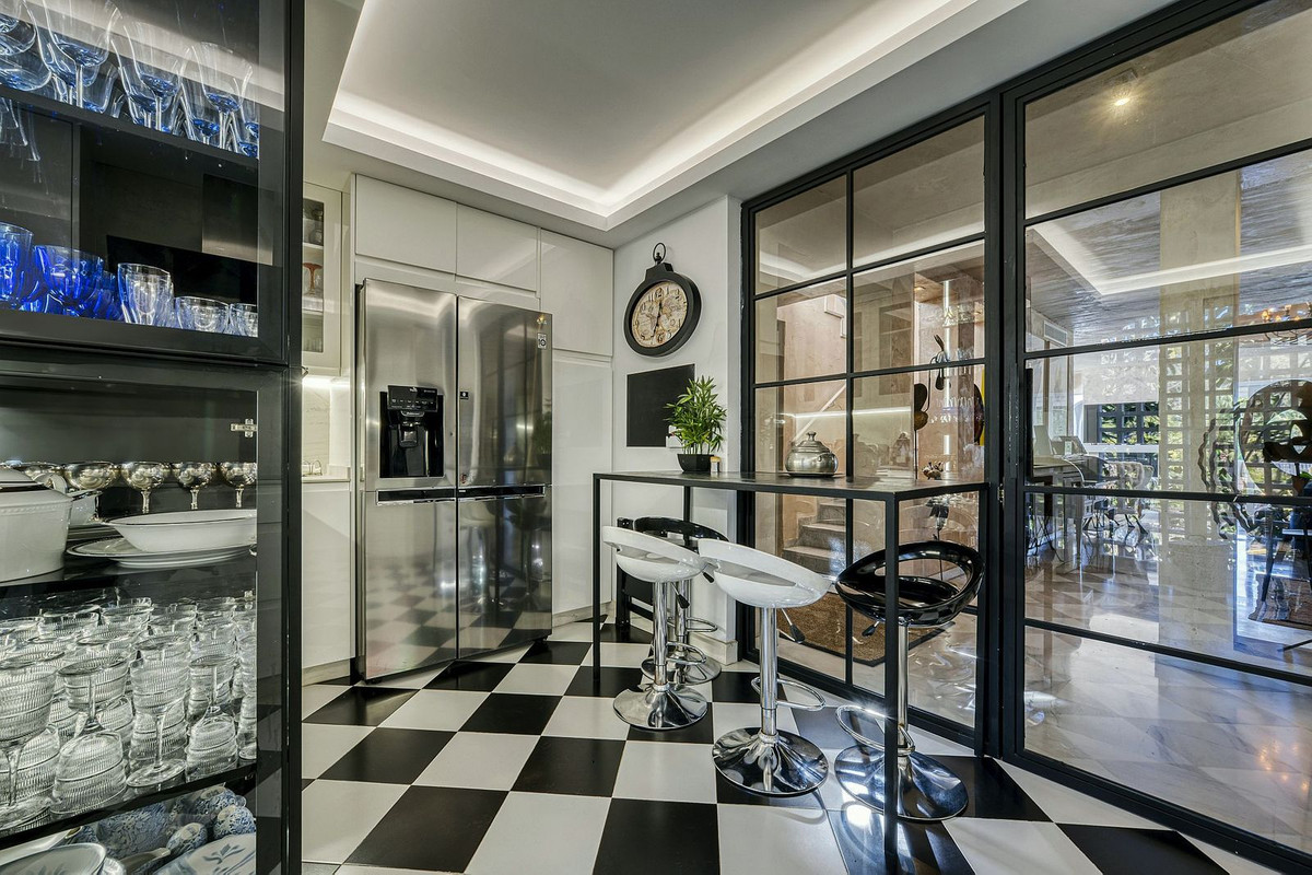 Penthouse for sale in Marbella