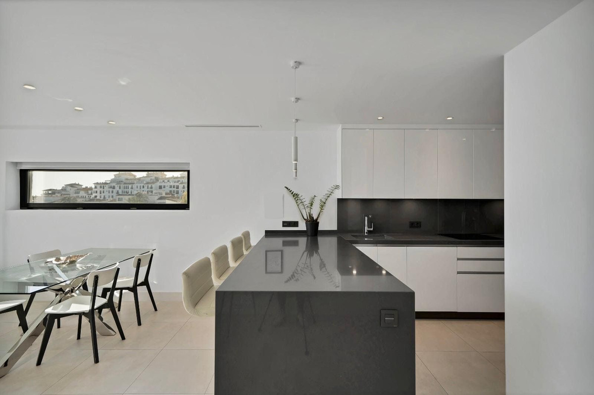 Penthouse for sale in Marbella
