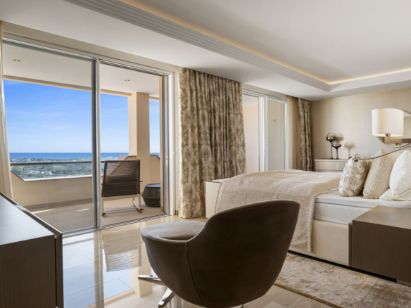 Penthouse for sale in Puerto de la Torre