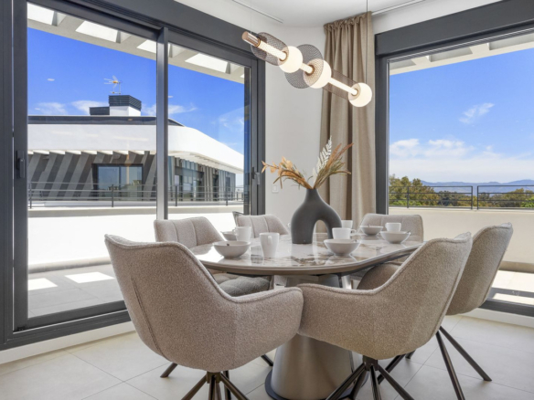 Penthouse for sale in Torremolinos