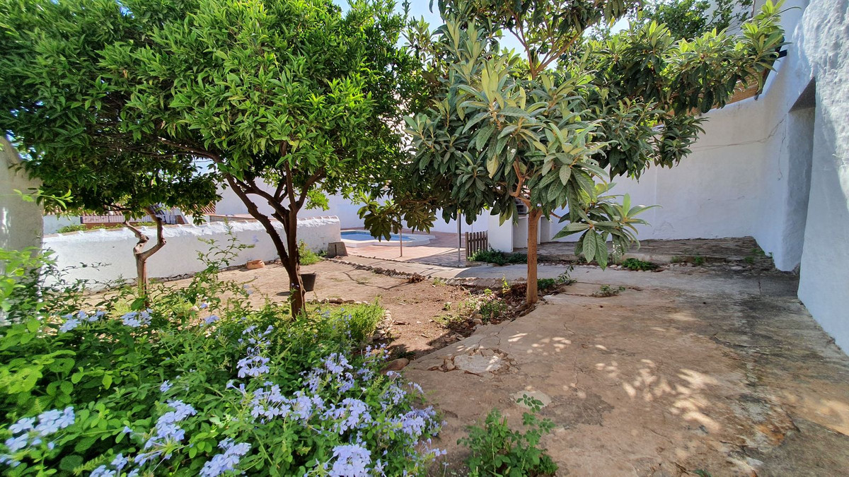 Townhouse for sale in Ardales