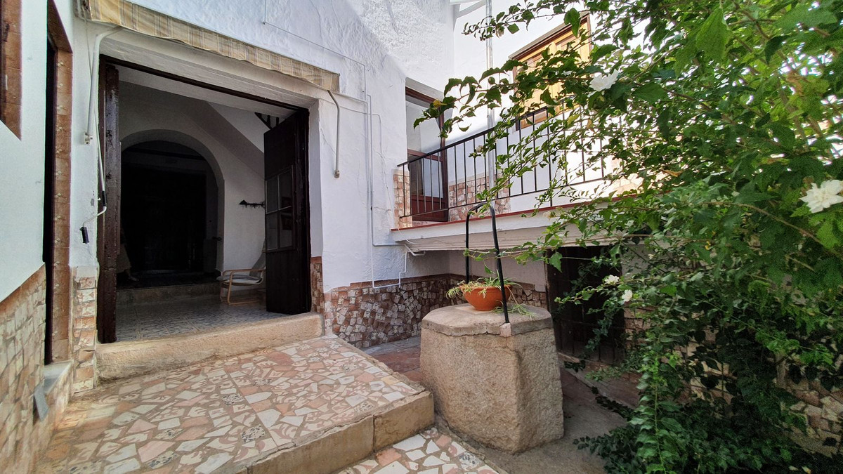 Townhouse for sale in Ardales
