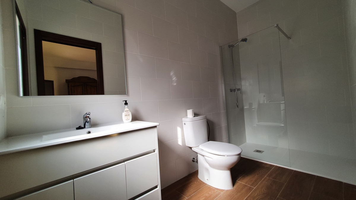 Townhouse for sale in Ardales