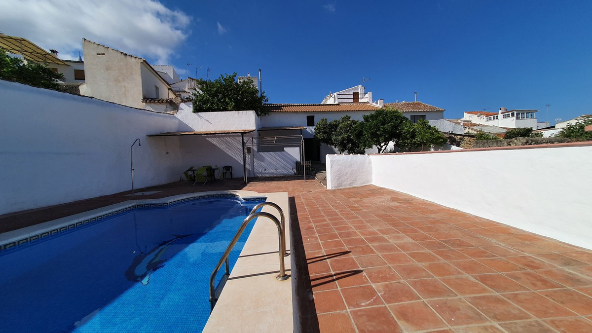 Townhouse for sale in Ardales