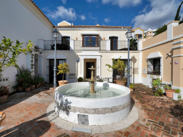 Townhouse for sale in Benahavís