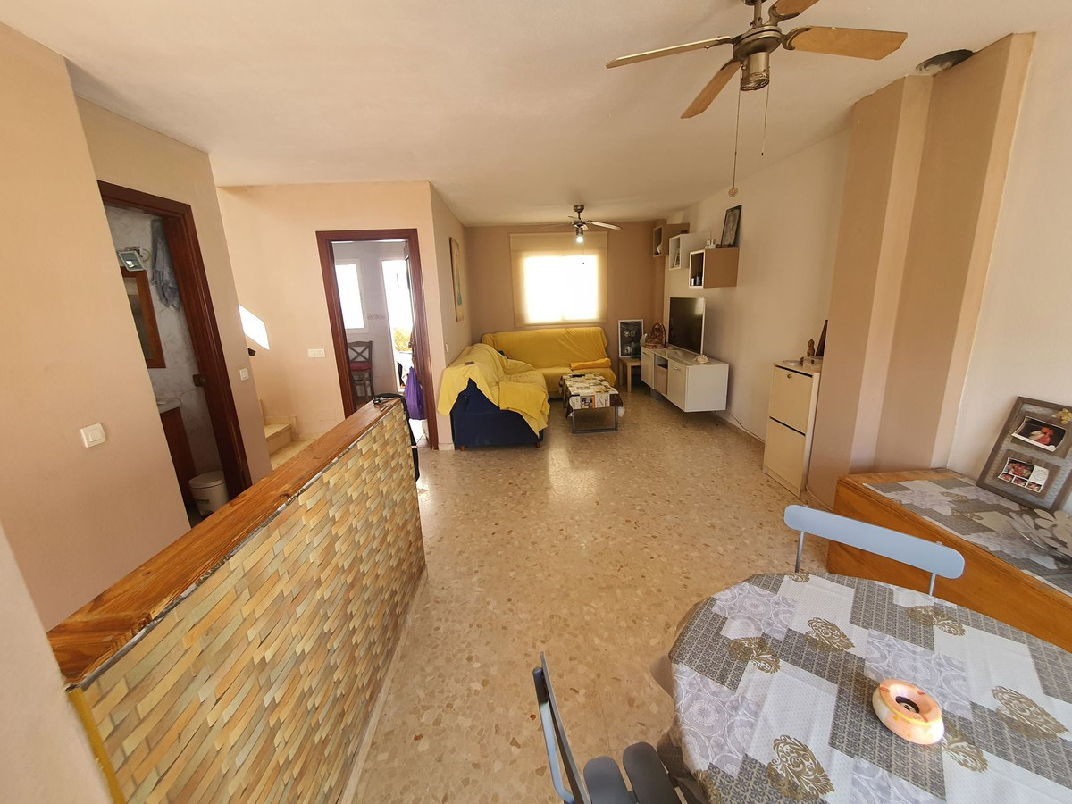 Townhouse for sale in Churriana