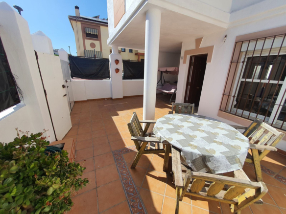 Townhouse for sale in Churriana