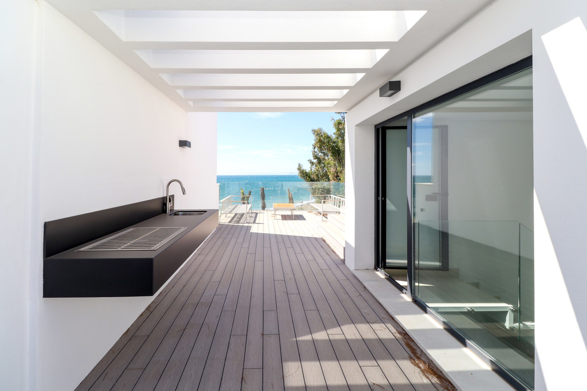 Townhouse for sale in Estepona