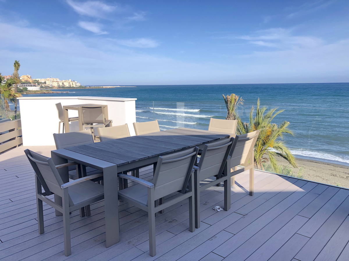 Townhouse for sale in Estepona