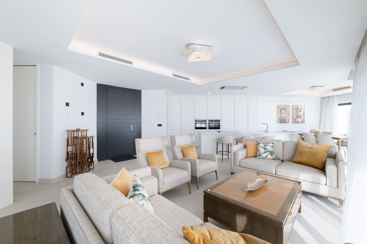 Townhouse for sale in Estepona