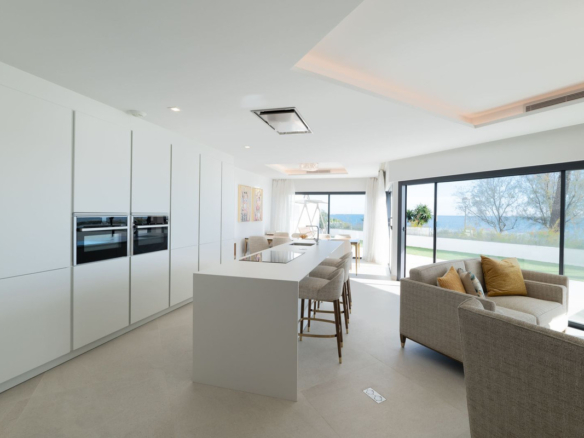 Townhouse for sale in Estepona